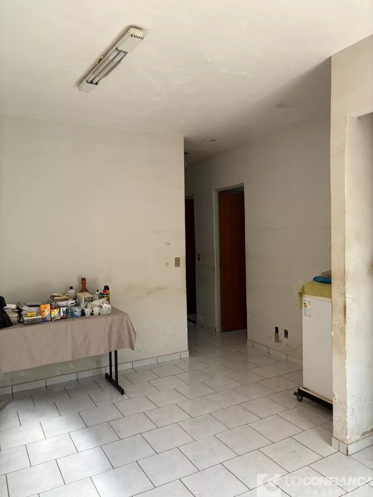 Casa à venda com 3 quartos, 65m² - Foto 1