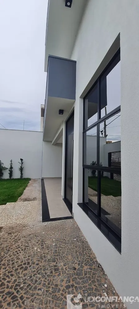 Casa, 3 quartos, 209 m² - Foto 2
