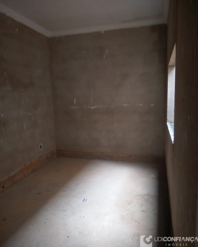 Casa, 2 quartos, 58 m² - Foto 1