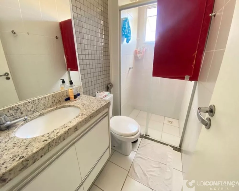 Apartamento à venda com 2 quartos, 60m² - Foto 3