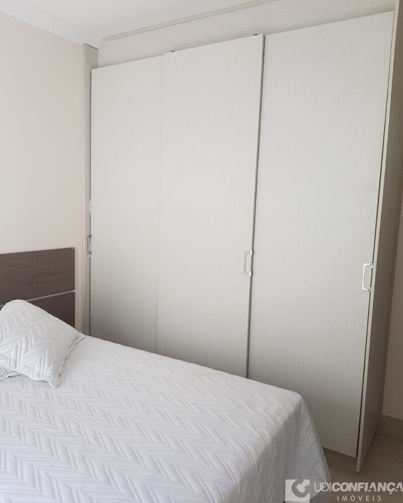 Casa, 4 quartos, 250 m² - Foto 4