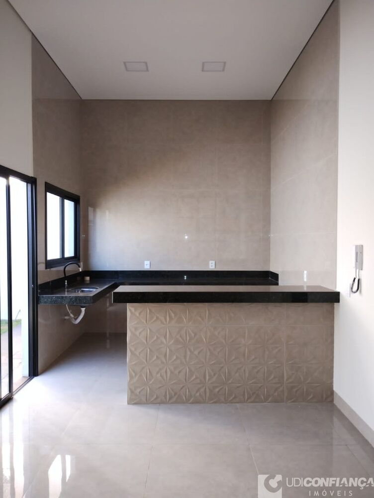 Casa, 3 quartos, 71 m² - Foto 1