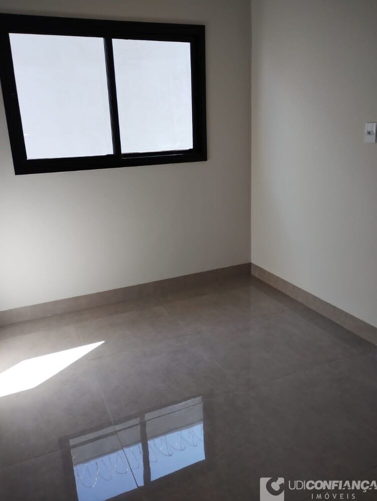 Casa, 3 quartos, 71 m² - Foto 2