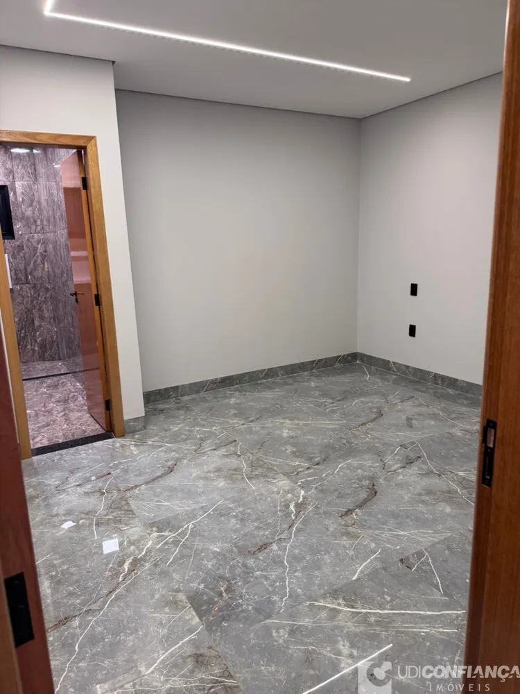 Sobrado, 4 quartos, 232 m² - Foto 3