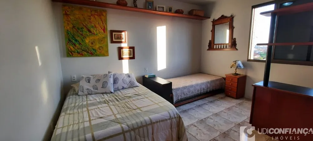 Apartamento, 3 quartos, 136 m² - Foto 2