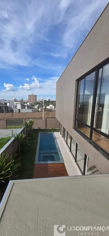 Casa, 3 quartos, 277 m² - Foto 2