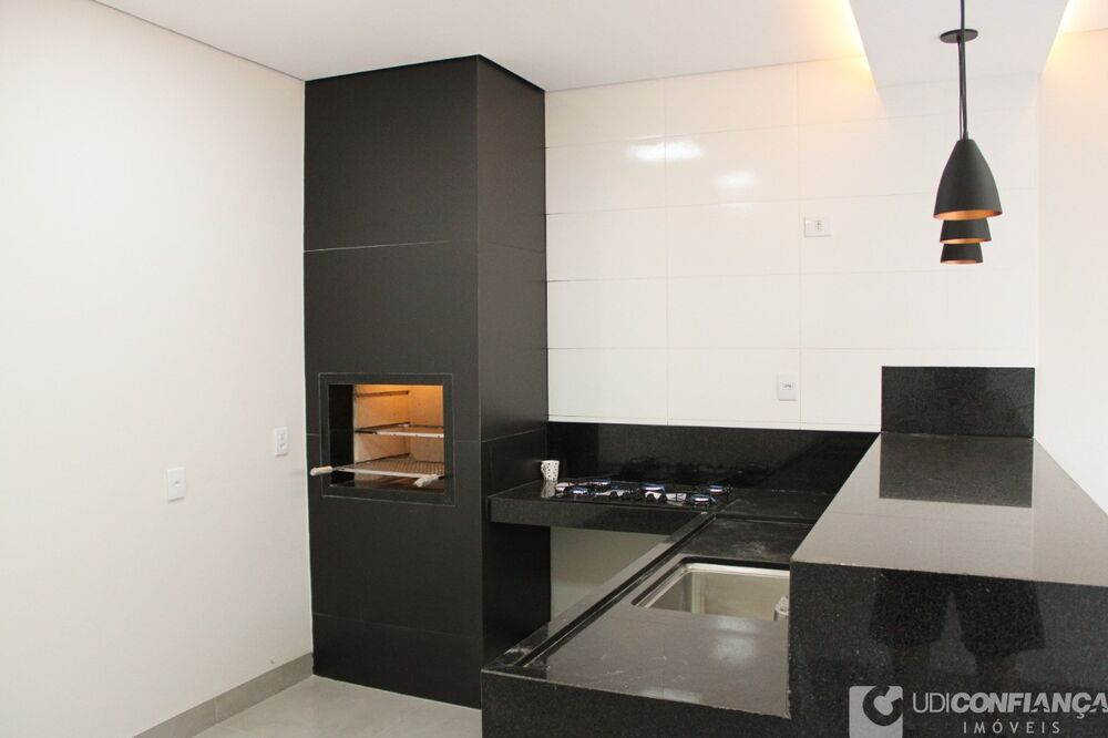 Casa, 3 quartos, 300 m² - Foto 1