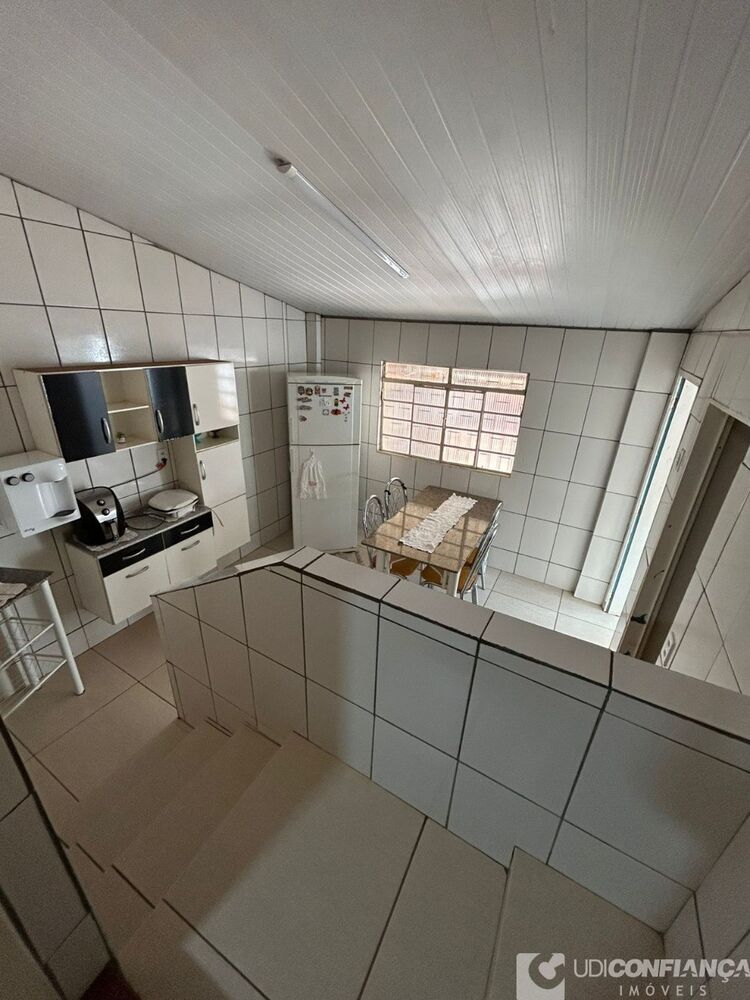Casa à venda com 3 quartos - Foto 3