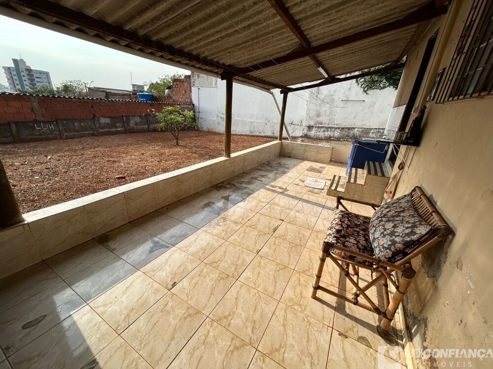 Casa à venda com 3 quartos - Foto 4
