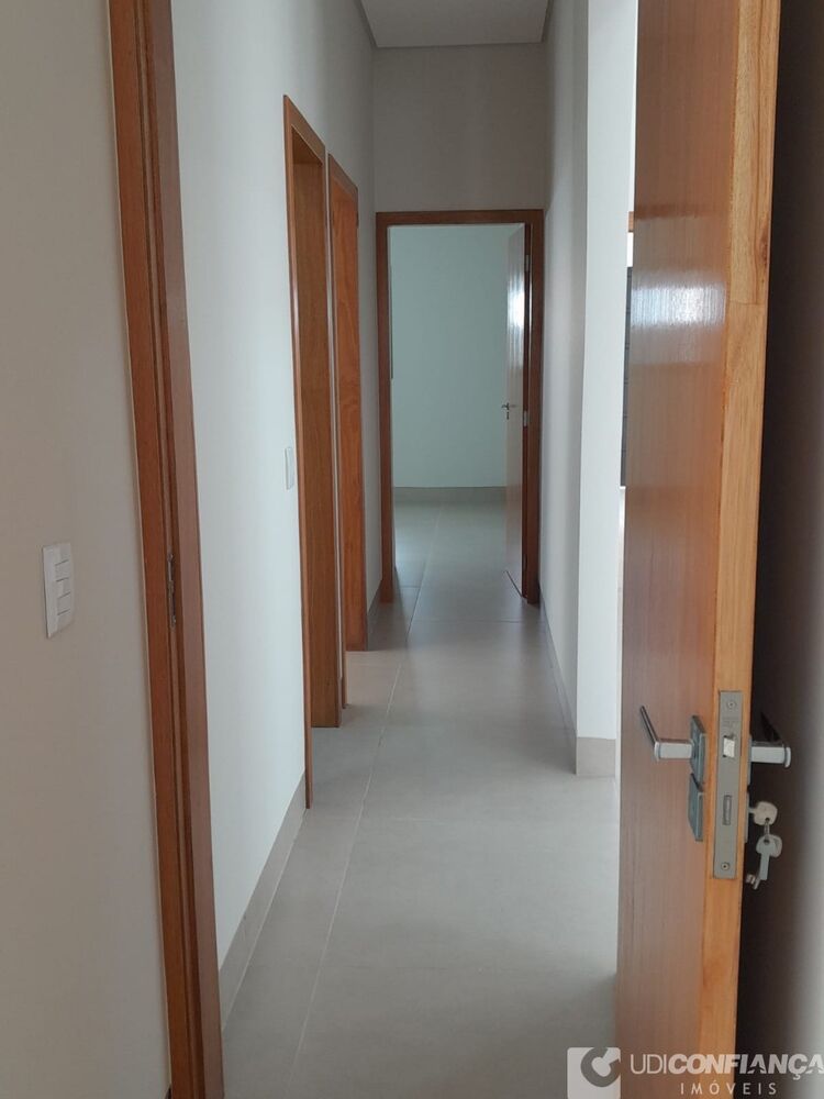 Casa à venda com 3 quartos, 180m² - Foto 11
