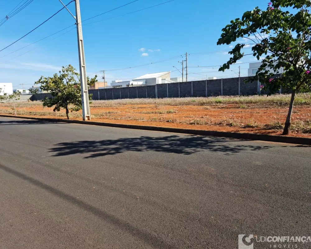 Terreno à venda, 1980m² - Foto 1