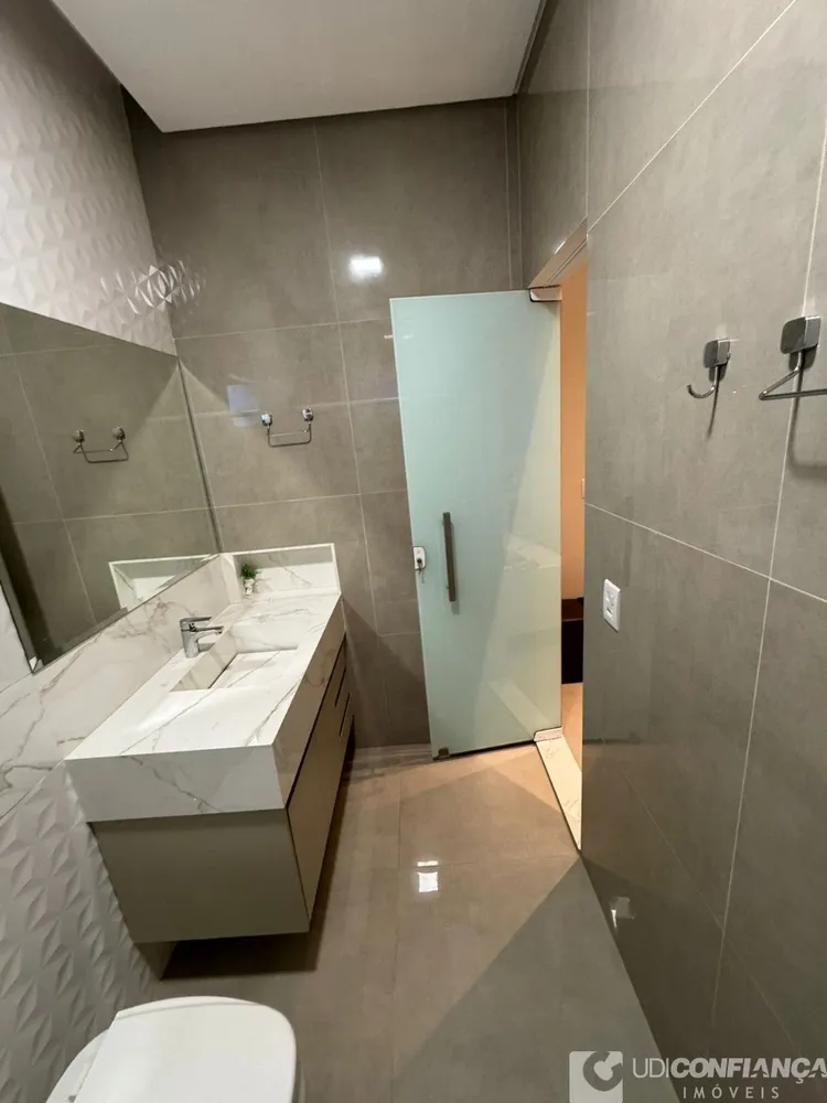 Casa, 3 quartos, 260 m² - Foto 11