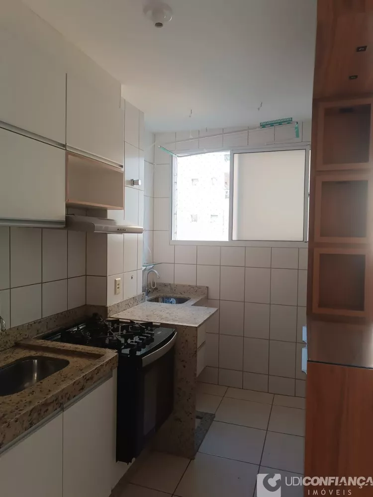 Apartamento à venda com 2 quartos, 45m² - Foto 4