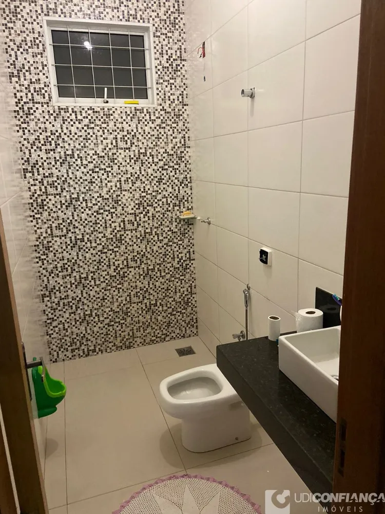 Casa, 3 quartos, 169 m² - Foto 2