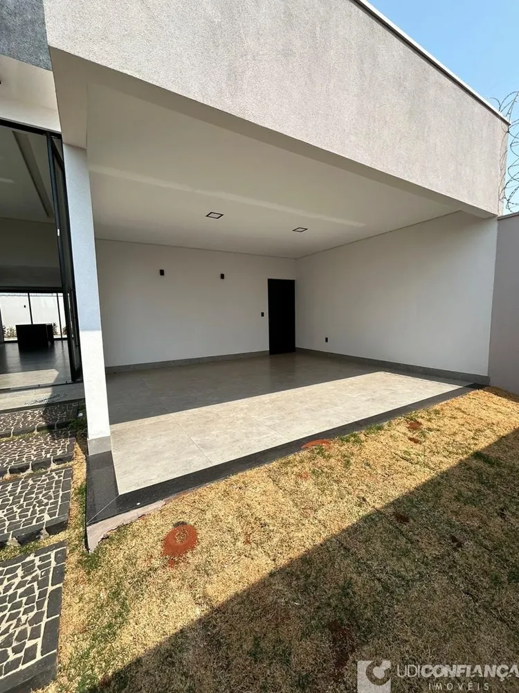 Casa, 3 quartos, 162 m² - Foto 1