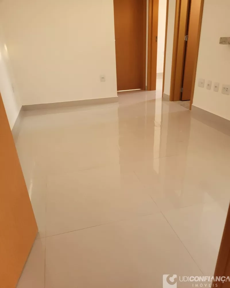 Apartamento à venda com 2 quartos, 52m² - Foto 2