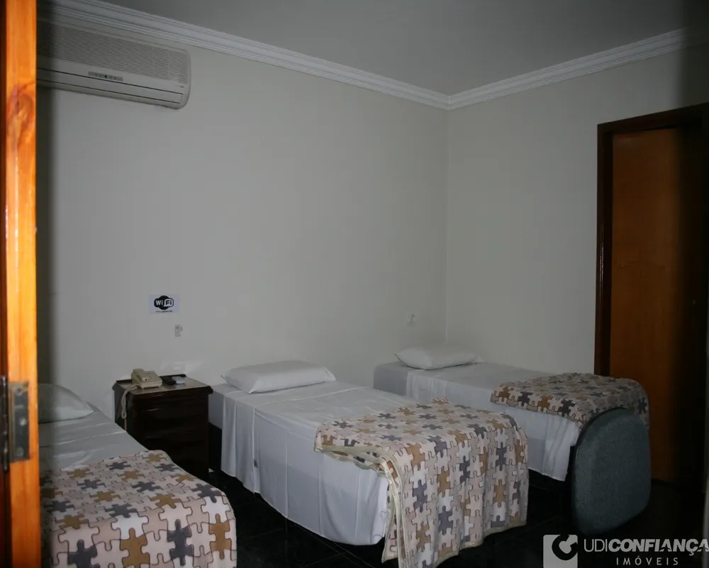 Sobrado, 17 quartos, 300 m² - Foto 8