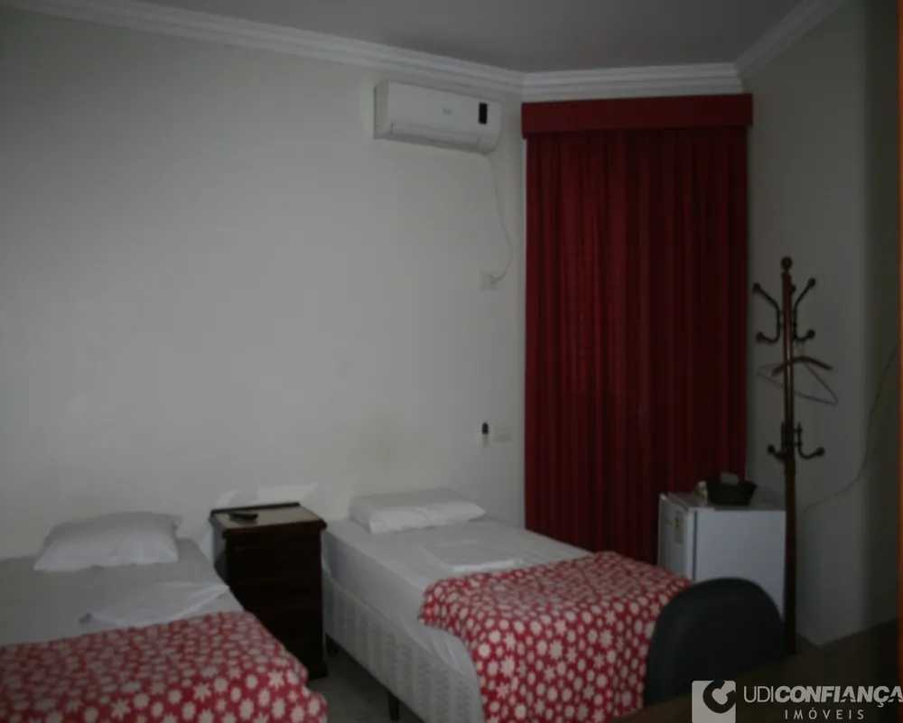 Sobrado, 17 quartos, 300 m² - Foto 7