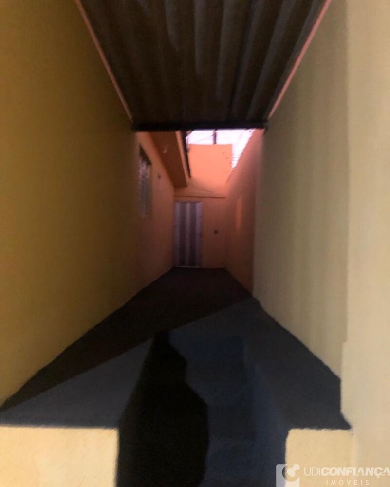 Casa, 4 quartos, 191 m² - Foto 2