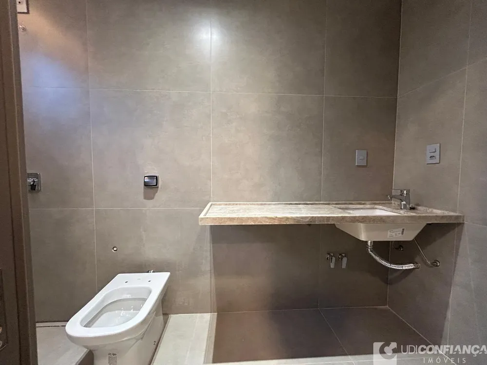 Casa, 3 quartos, 213 m² - Foto 8