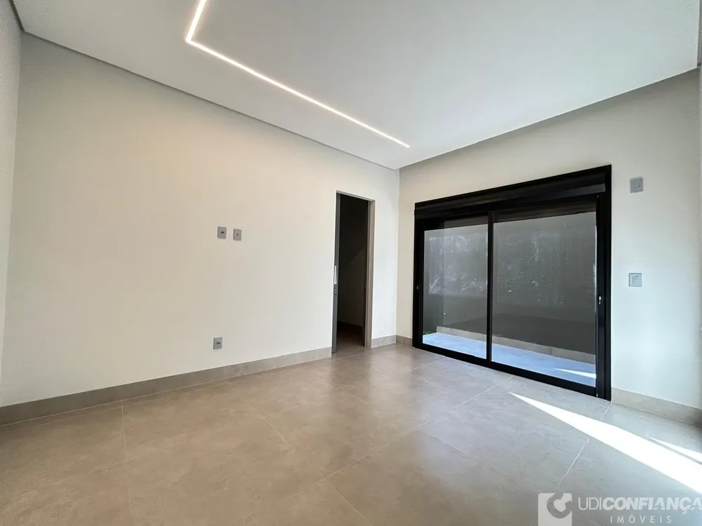 Casa, 3 quartos, 213 m² - Foto 3