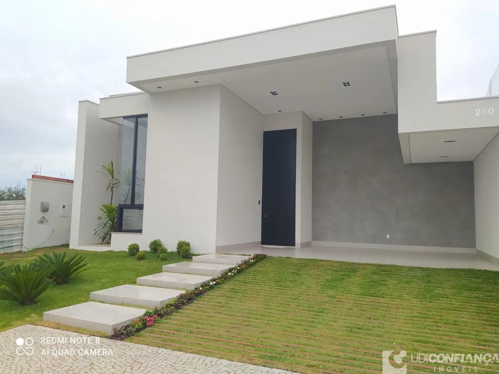 Casa, 4 quartos, 237 m² - Foto 1