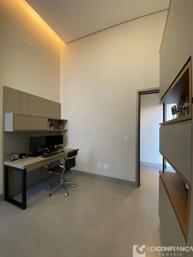 Casa, 4 quartos, 237 m² - Foto 8