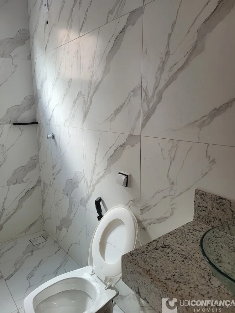 Casa, 3 quartos, 210 m² - Foto 2