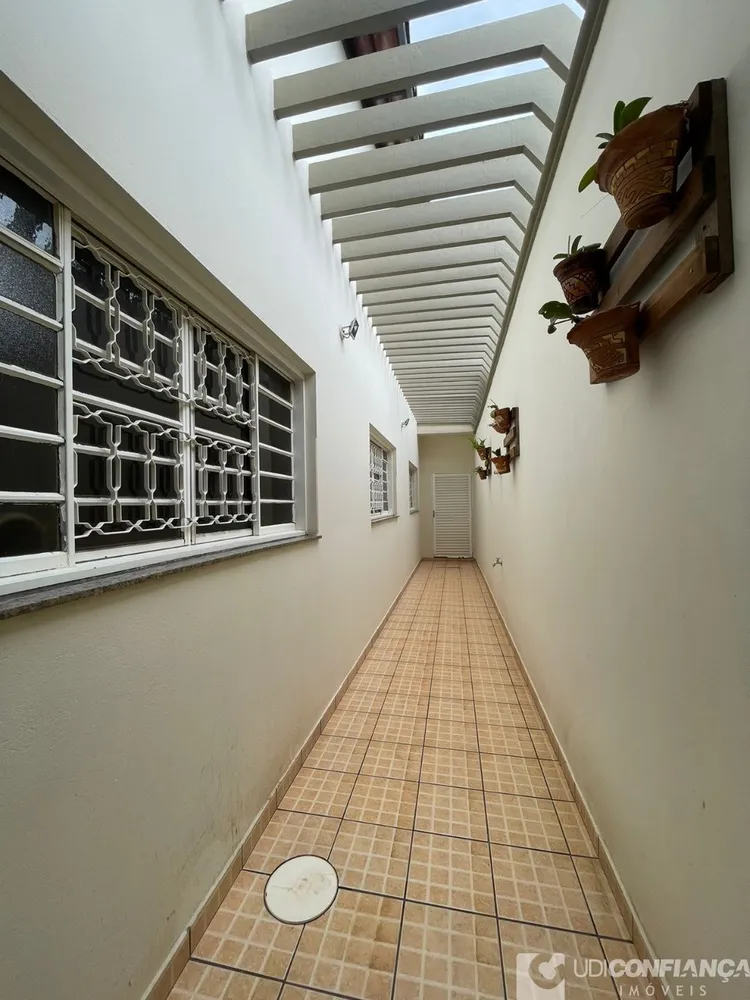 Casa, 3 quartos, 245 m² - Foto 7