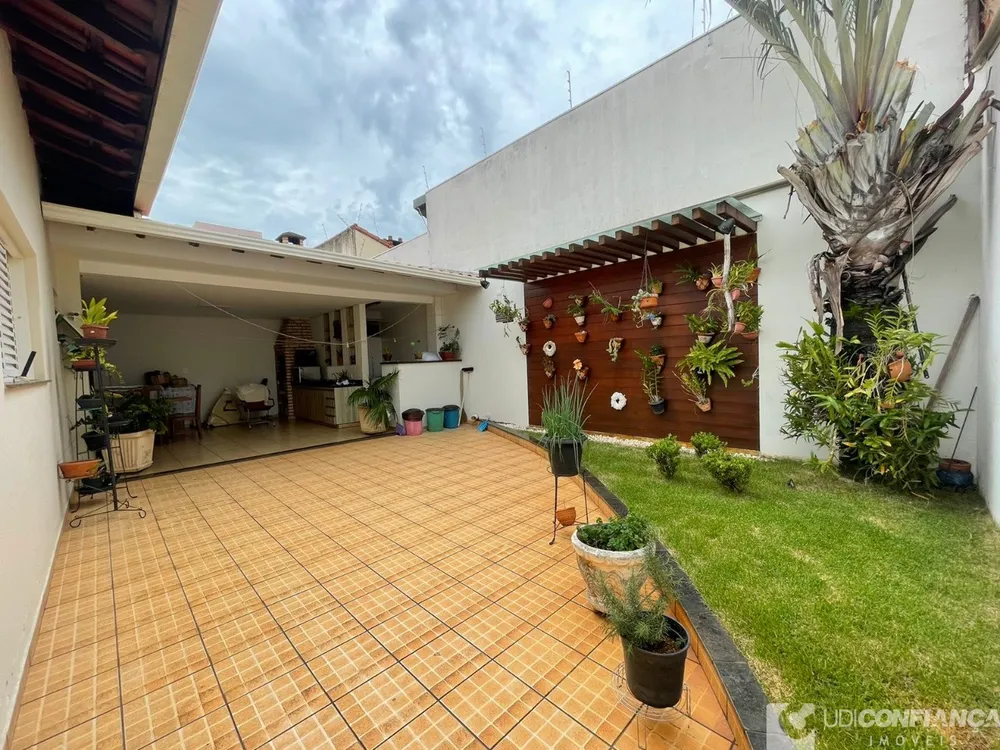 Casa, 3 quartos, 245 m² - Foto 8