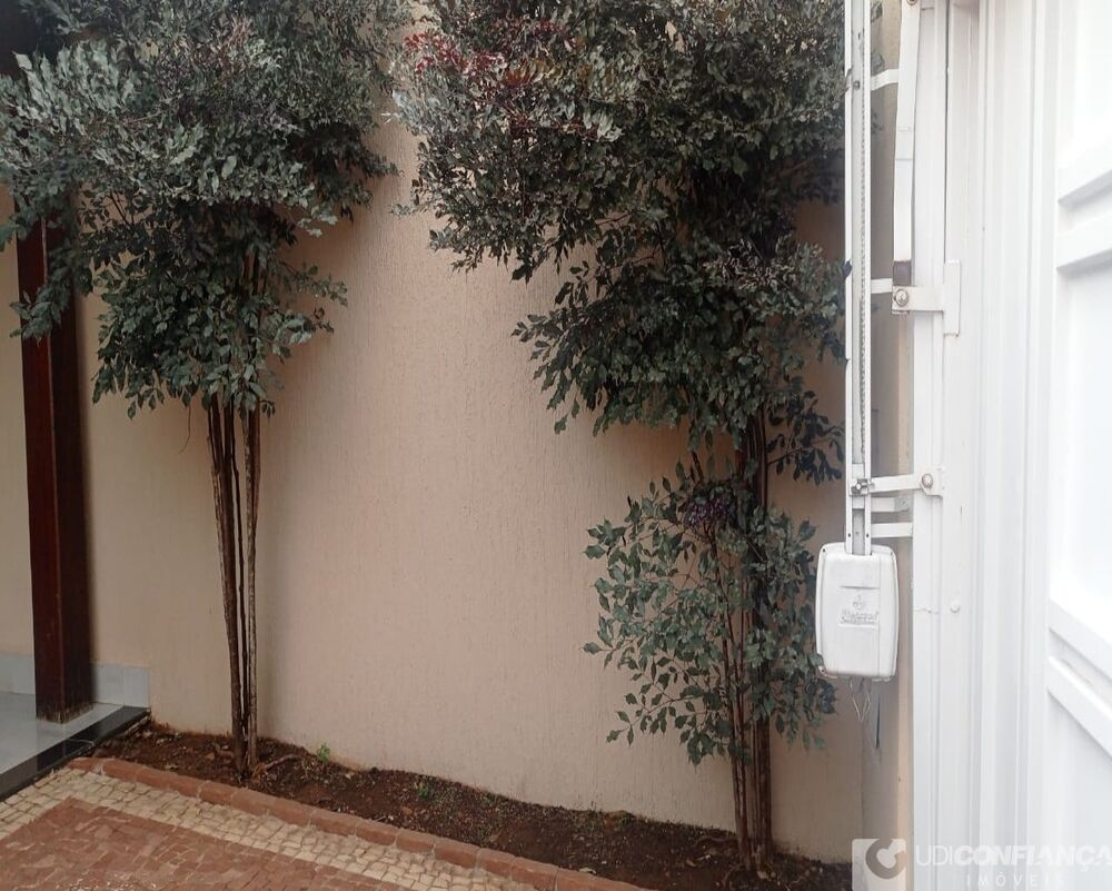 Casa, 3 quartos, 277 m² - Foto 2