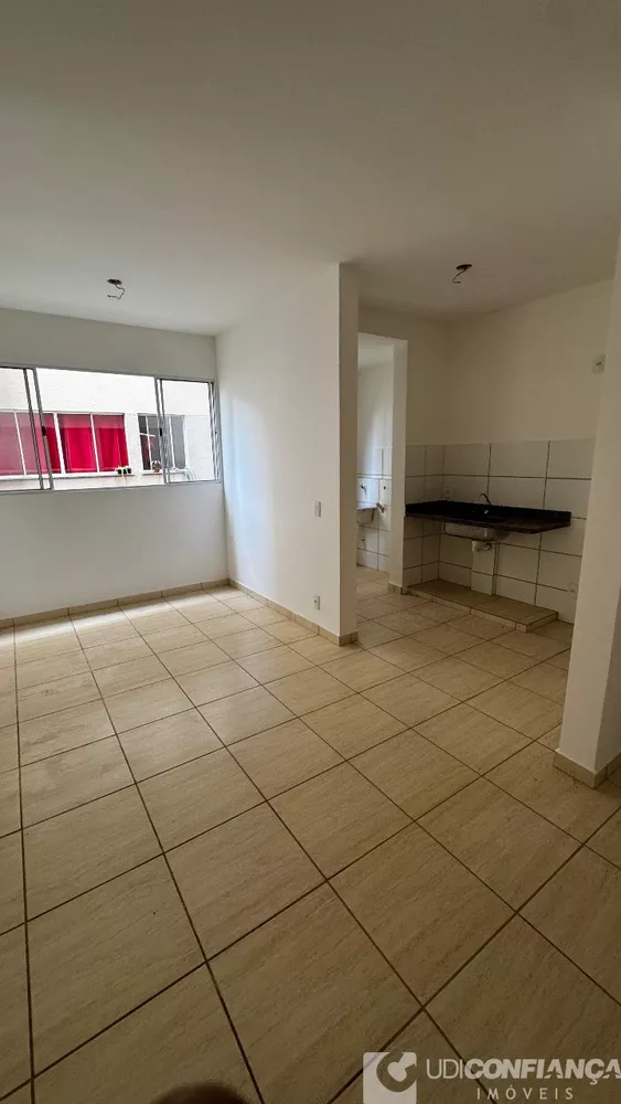 Apartamento à venda com 2 quartos, 47m² - Foto 3