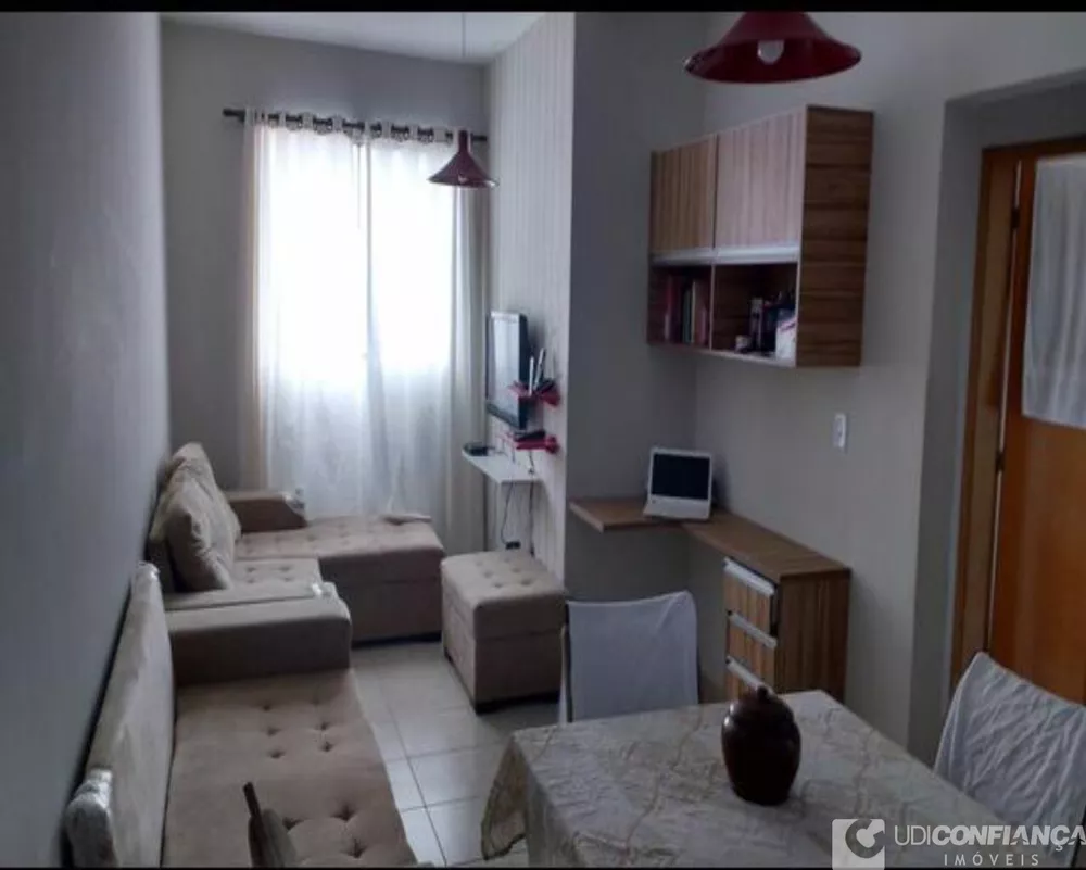 Apartamento à venda com 2 quartos, 47m² - Foto 1