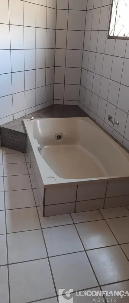 Casa, 3 quartos, 200 m² - Foto 1