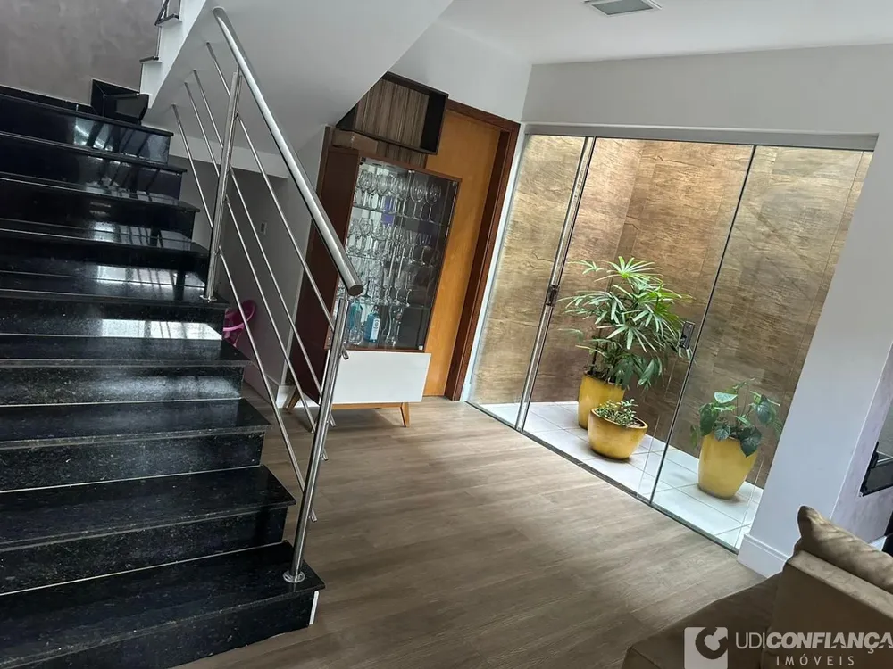 Casa, 3 quartos - Foto 2