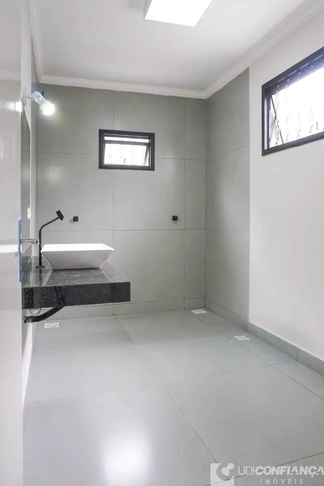 Casa, 3 quartos, 260 m² - Foto 3