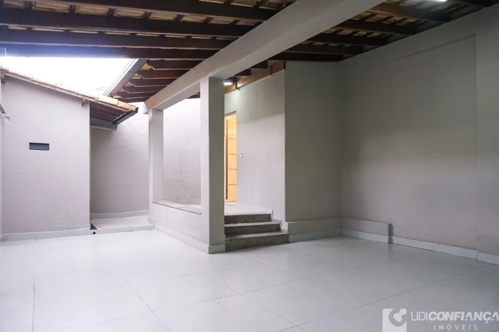 Casa, 3 quartos, 260 m² - Foto 1