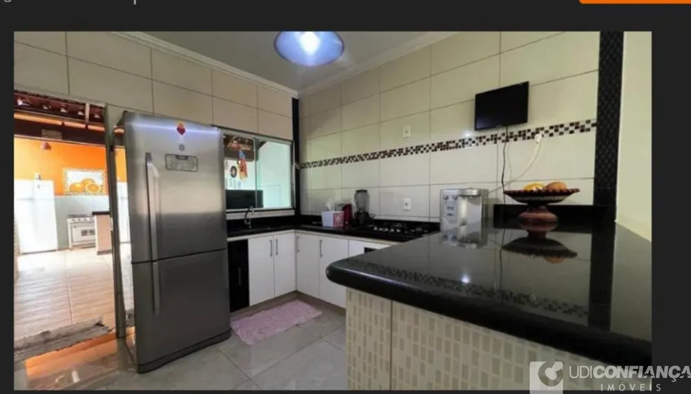 Casa, 3 quartos, 173 m² - Foto 2