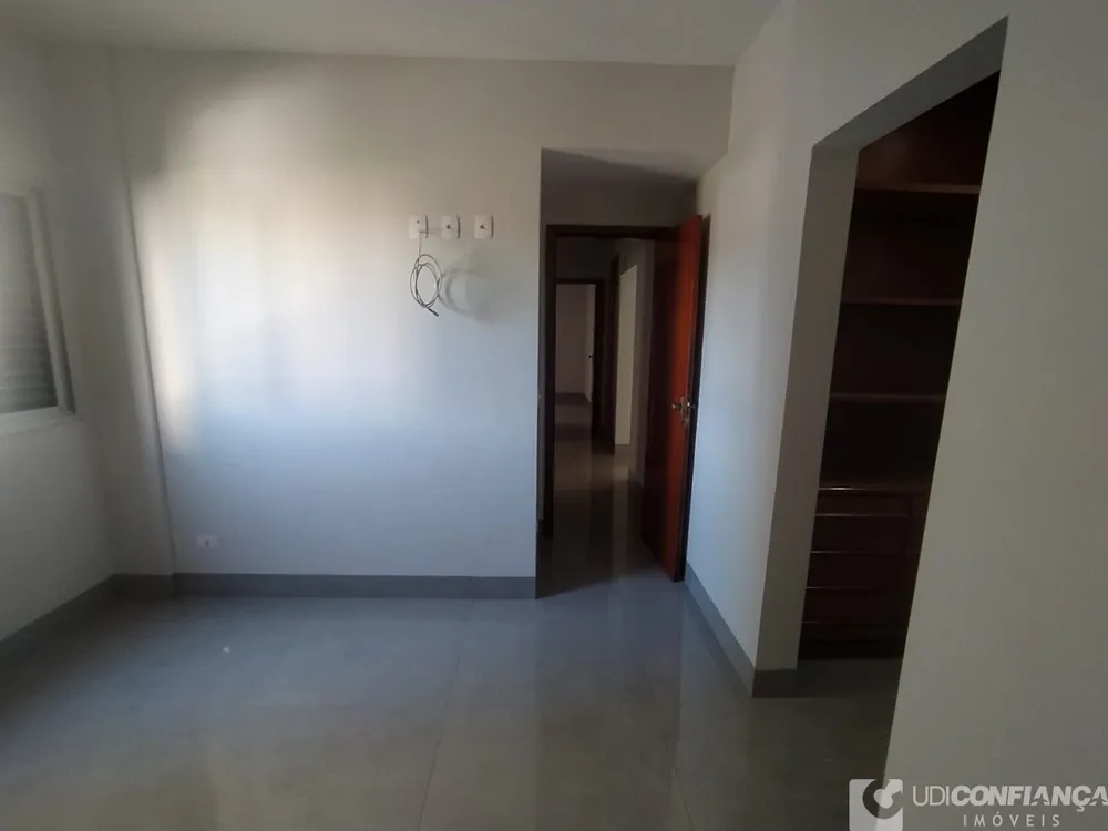 Apartamento, 3 quartos, 114 m² - Foto 2