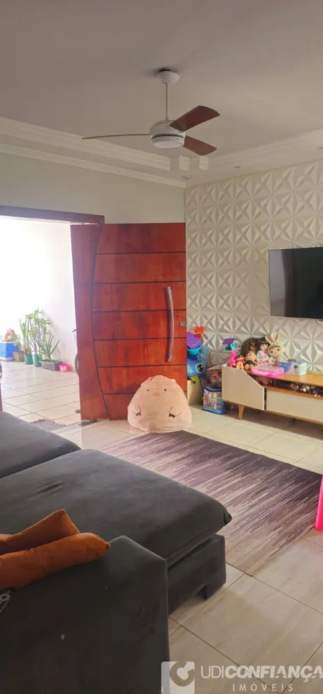 Casa, 3 quartos - Foto 2