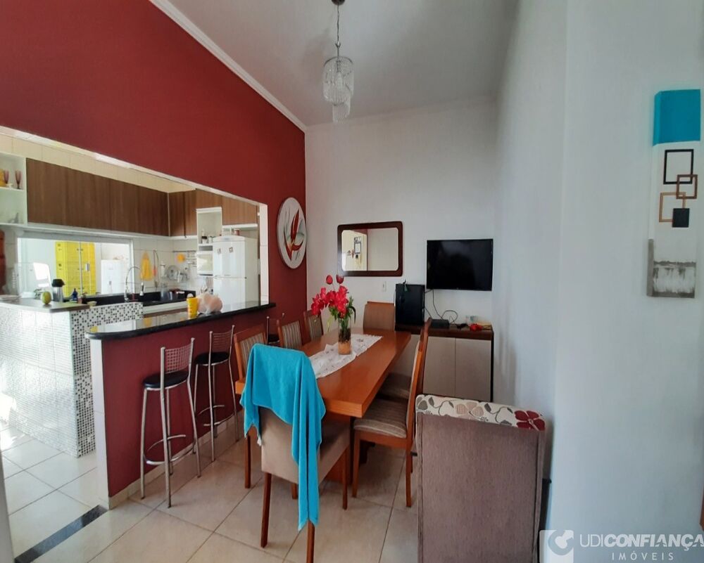 Casa, 3 quartos, 160 m² - Foto 1