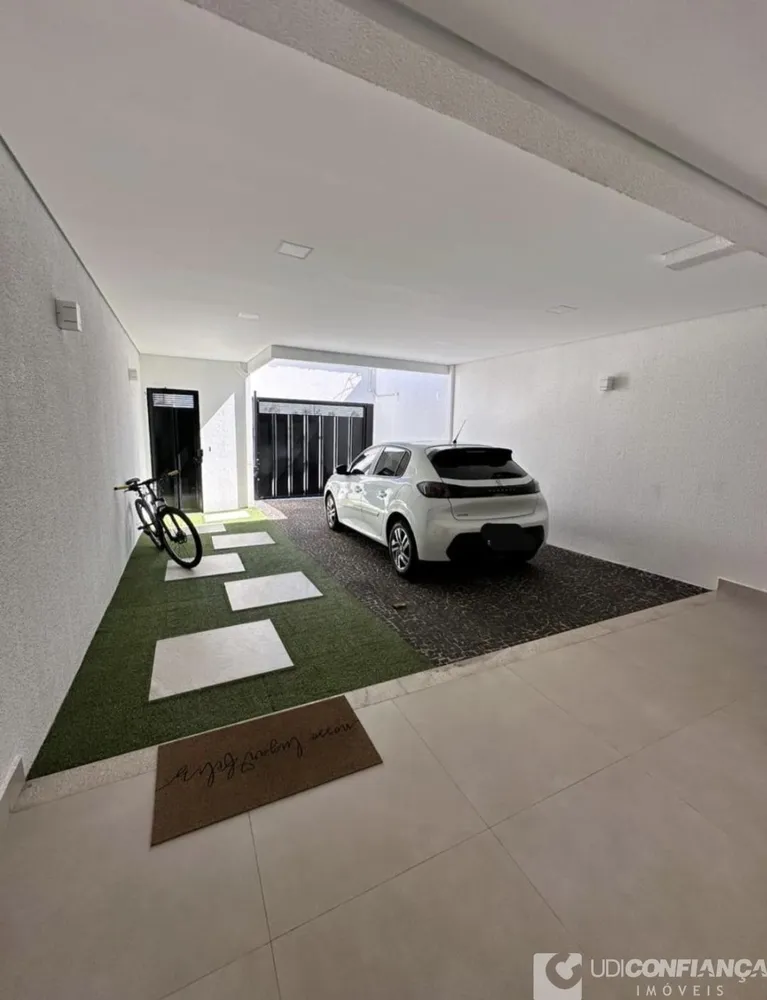 Sobrado, 3 quartos, 179 m² - Foto 1