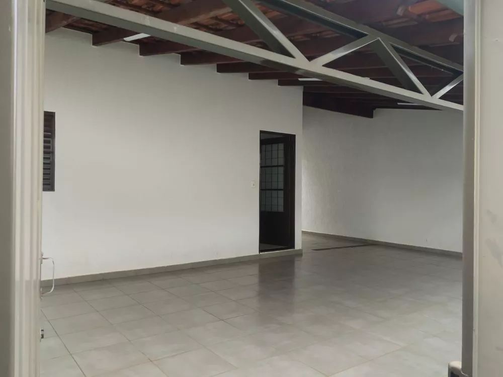 Casa à venda com 3 quartos, 180m² - Foto 7