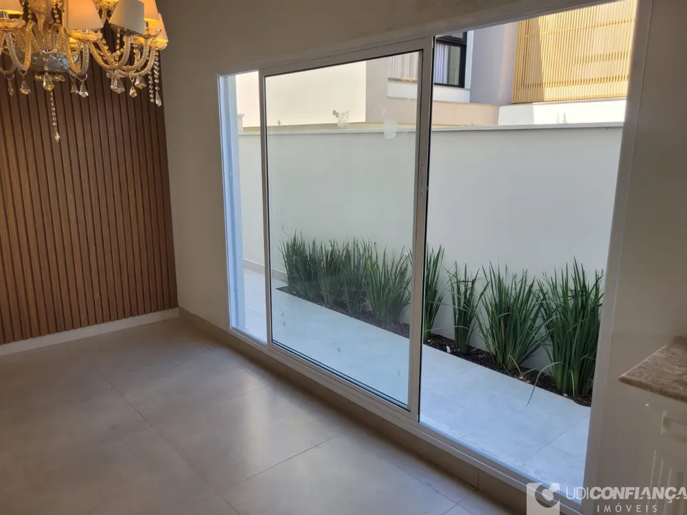 Casa, 3 quartos, 210 m² - Foto 4