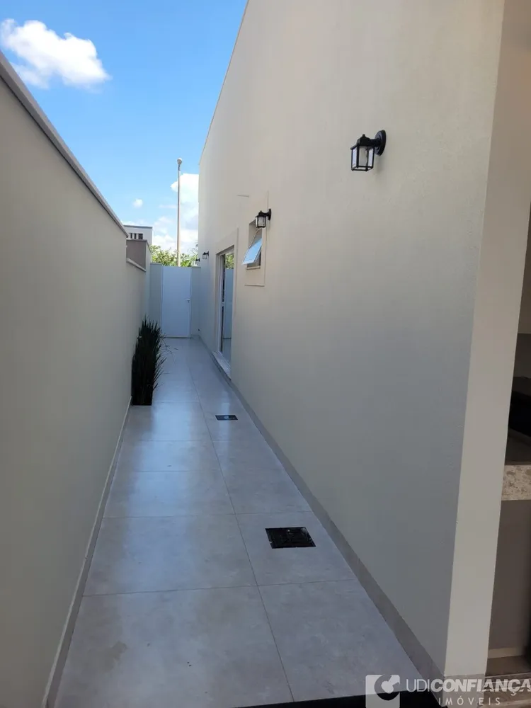 Casa, 3 quartos, 210 m² - Foto 2