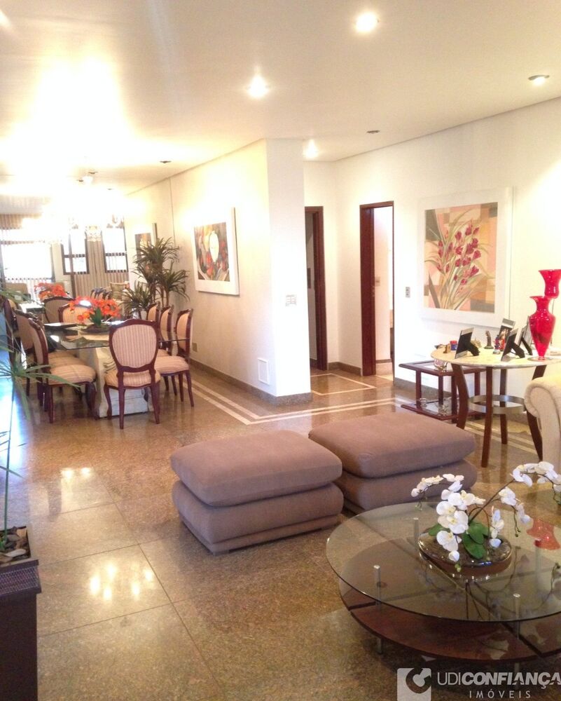 Apartamento, 3 quartos, 221 m² - Foto 1