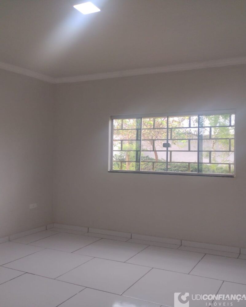 Chácara à venda com 6 quartos, 200m² - Foto 10