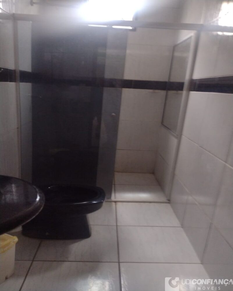 Chácara à venda com 6 quartos, 200m² - Foto 12