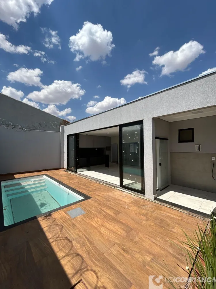 Casa, 3 quartos - Foto 1