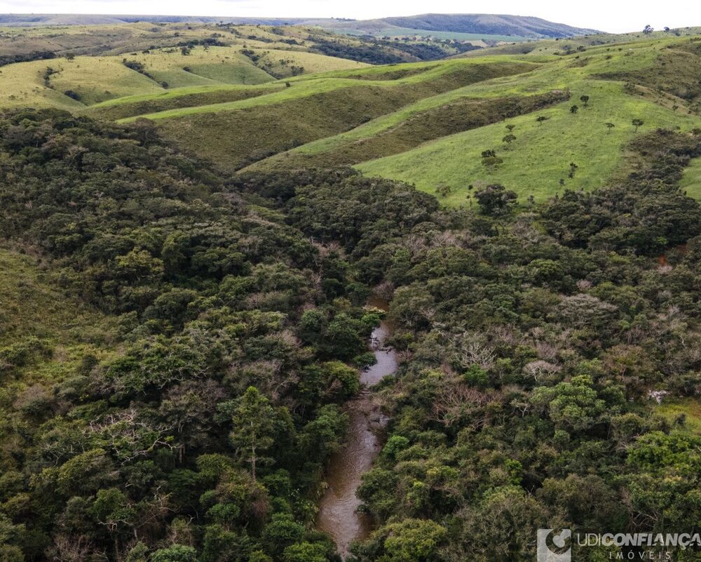 Fazenda-Sítio-Chácara, 2725 m² - Foto 7